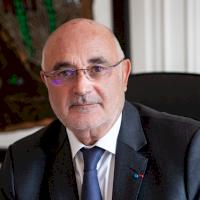 <p>Président<br />
(assure l'exécutif)</p>